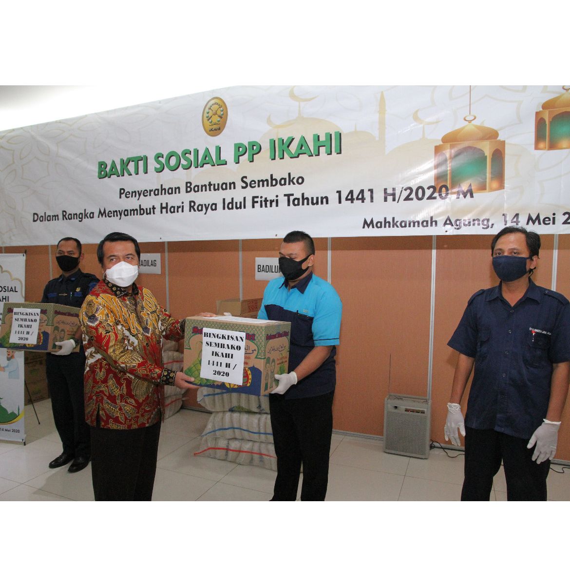 SAMBUT HARI RAYA IDUL FITRI, PP IKAHI ADAKAN BAKTI SOSIAL